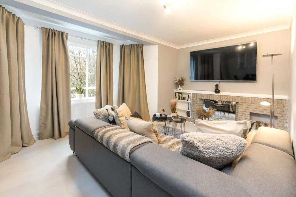 Exceptional Spacious City Apartment Лондон Экстерьер фото