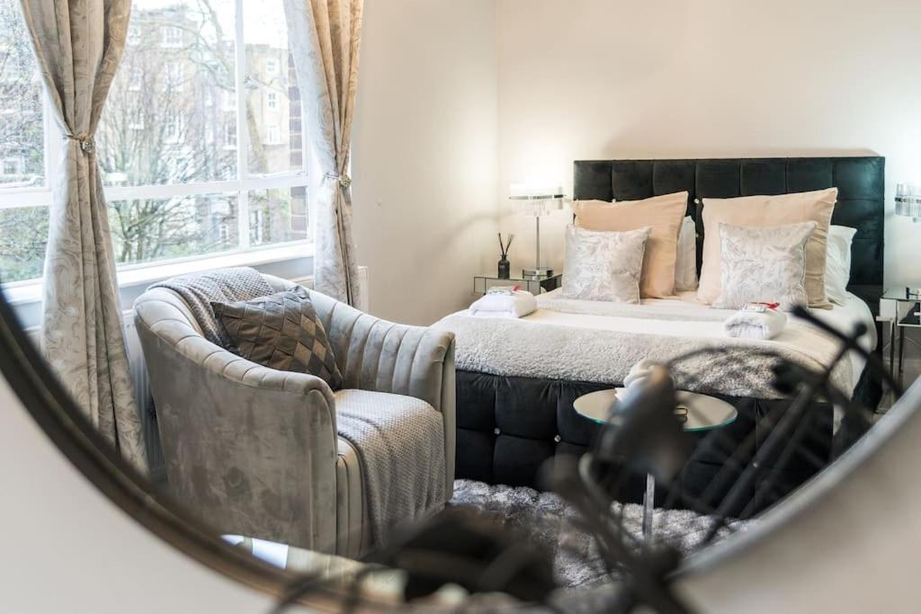 Exceptional Spacious City Apartment Лондон Экстерьер фото