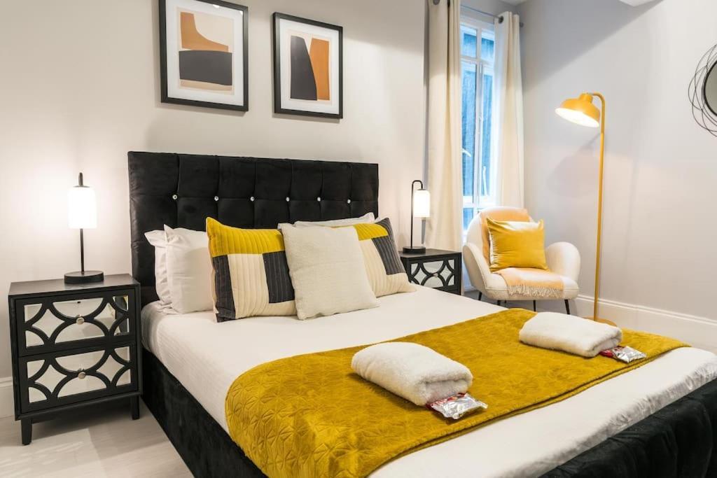 Exceptional Spacious City Apartment Лондон Экстерьер фото