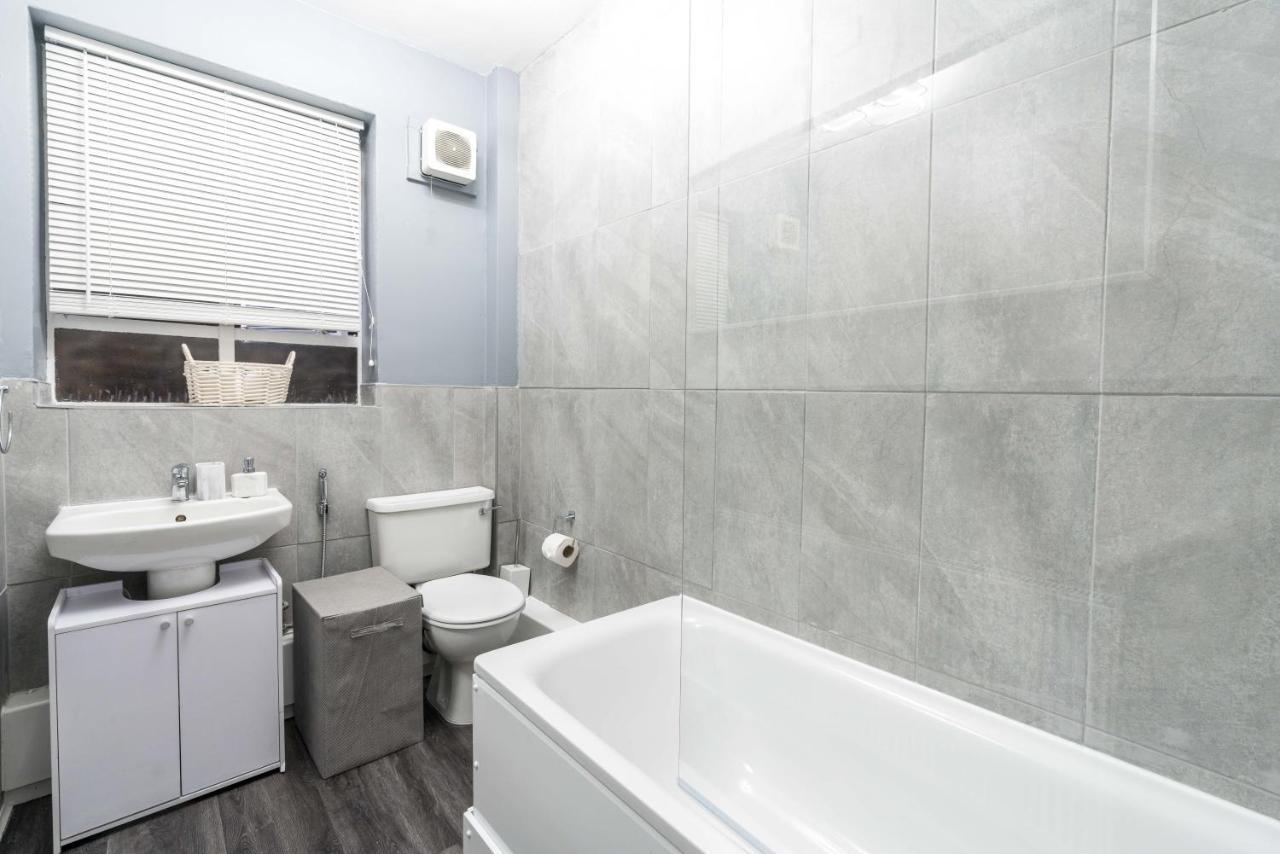 Exceptional Spacious City Apartment Лондон Экстерьер фото